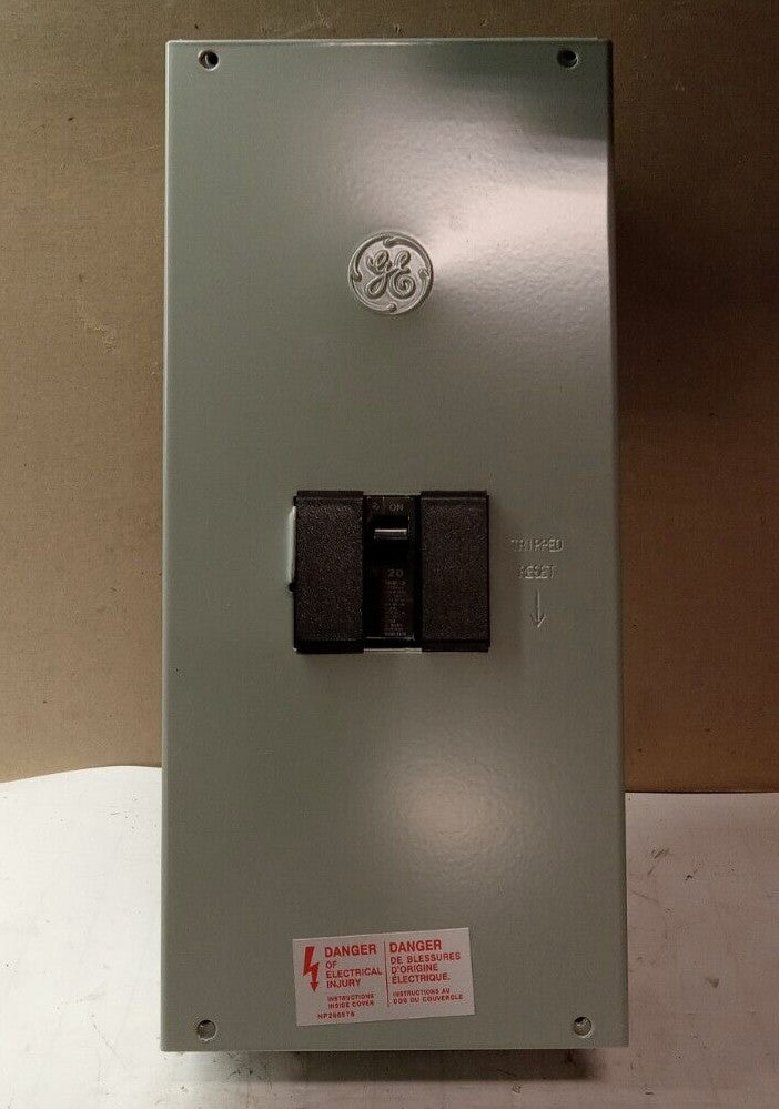 NEW GE 100 AMP CIRCUIT BREAKER ENCLOSURE 3 CIRCUIT 240 VAC 20 AMP BREAKER TQC100