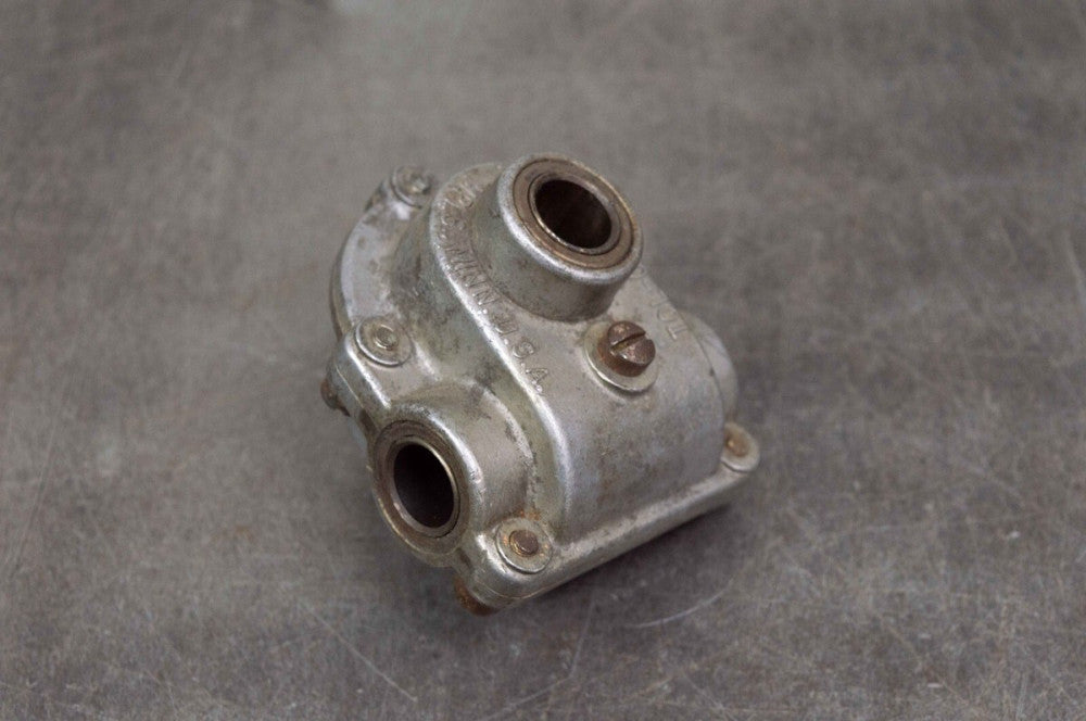 Tol-O-Matic Float-A-Shaft 01100100 Right Angle Fits Gearmotor Gear Box