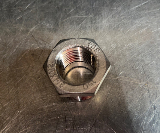 304 150 3/4 X 1/2 Hazardous location ￼Fitting Nos Surplus