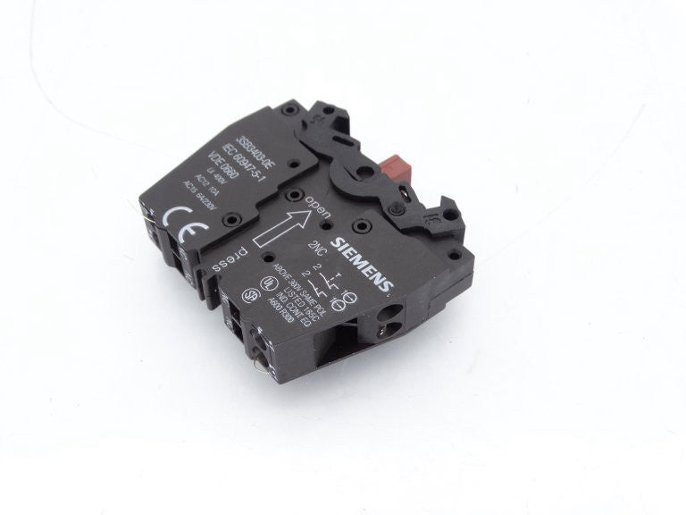SIEMENS 3SB3403-0E CONTACT BLOCK USED