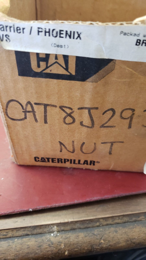 NEW OEM 5P8136 - BOLT AND 8J2933 - NUT 924-930 Cat Loaders (C1-4C)