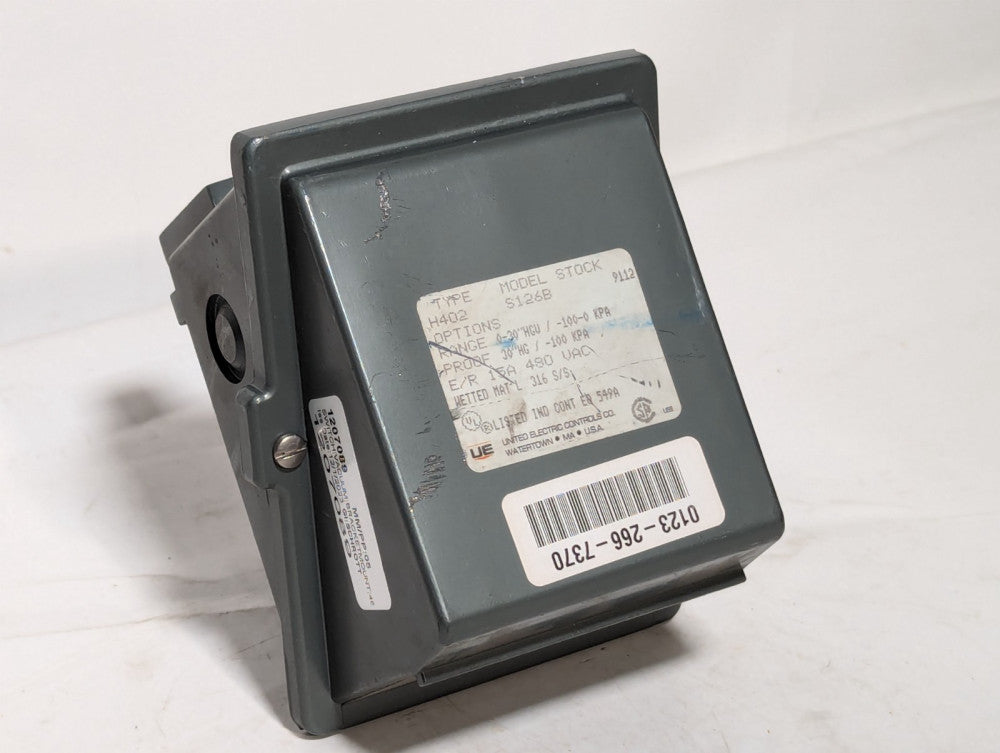 United Electric Controls H402-S126B pressure switch, 0-30 in Hg, -100-0 kPa, 15A