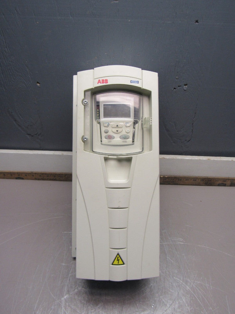 ABB ACH550-UH-06A9-4+B055 3HP VARIABLE FREQUENCY DRIVE 480V 6.9A XLNT TAKEOUT