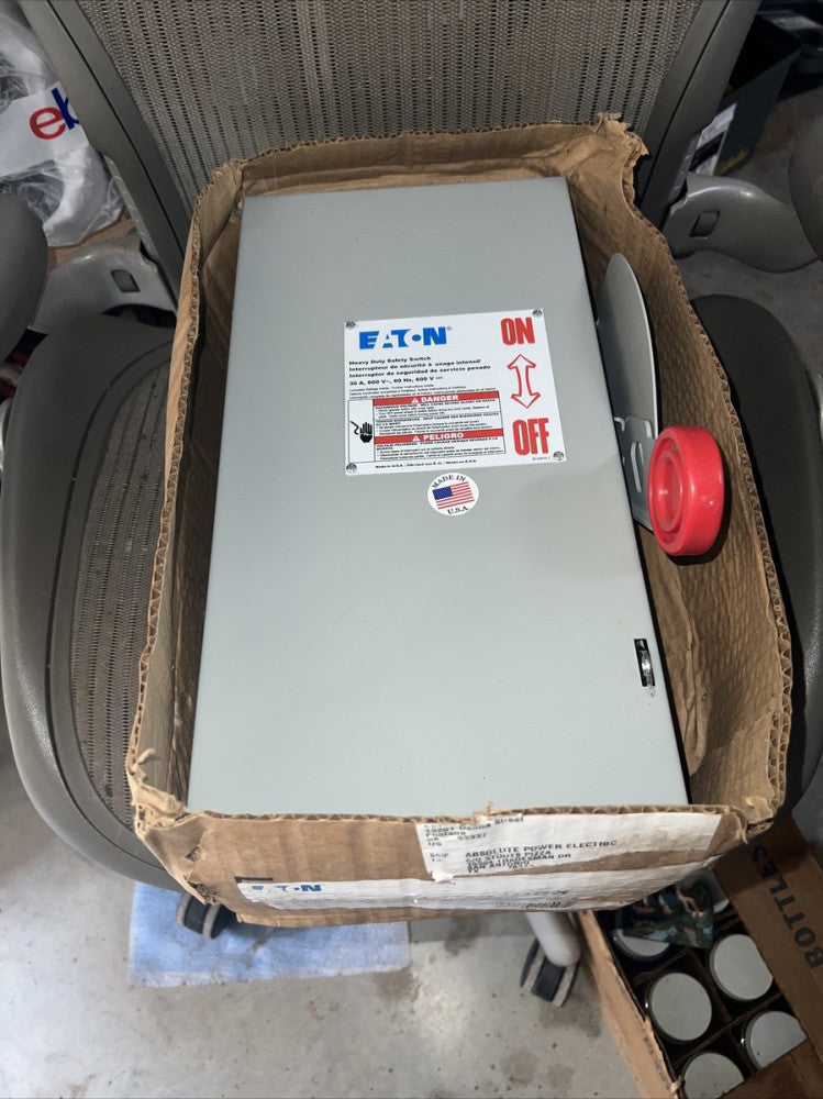NEW EATON 30 AMP 3 POLE NON-FUSED SAFETY SWITCH DISCONNECT 600 VAC DH361UGK