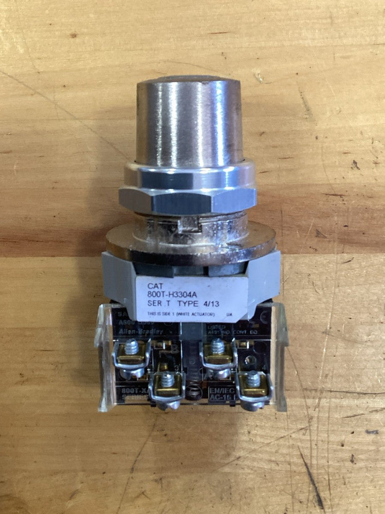 Allen Bradley 800T-H3304A  2 Position Cylinder Lock Selector Switch No Key