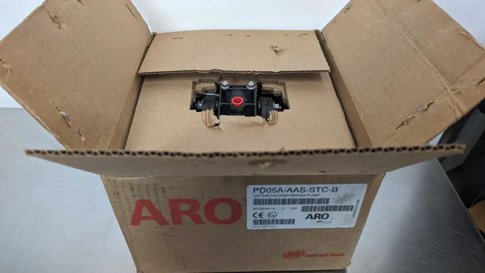 ARO PD05A-AAS-STC-B Metal Diaphragm Pump 1/2"