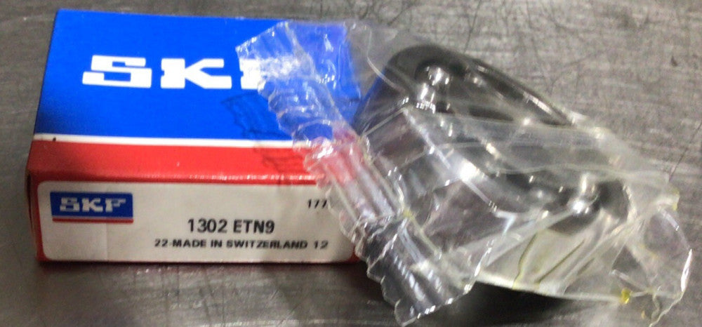 1302 ETN9 - SKF - SELF ALIGNING BALL BRGS - Nos Surplus