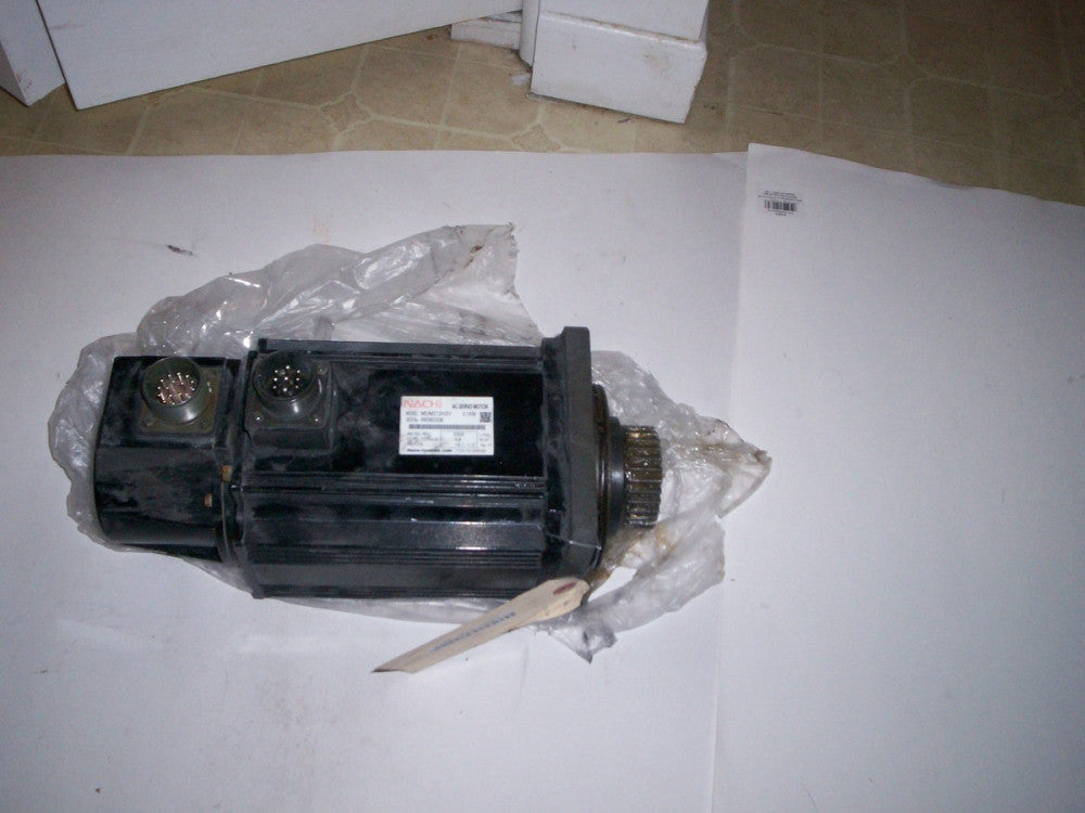 NACHI MDM212H2V AC SERVO MOTOR 2.1KW 2000RPM CONT.TORQUE 9.8 N.M WITH 2 PLUGS