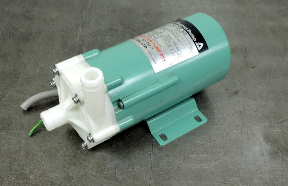 Iwaki MD-2OR-NO2 Magnet Pump 2600/3000 RPM 100 vac Single Phase