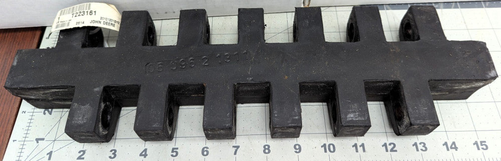 T223161 John Deere Skid-Steer Loader Track Link OEM [A8S4]