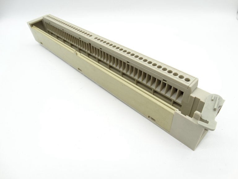 SIEMENS 6ES5490-7LB21 CONNECTOR