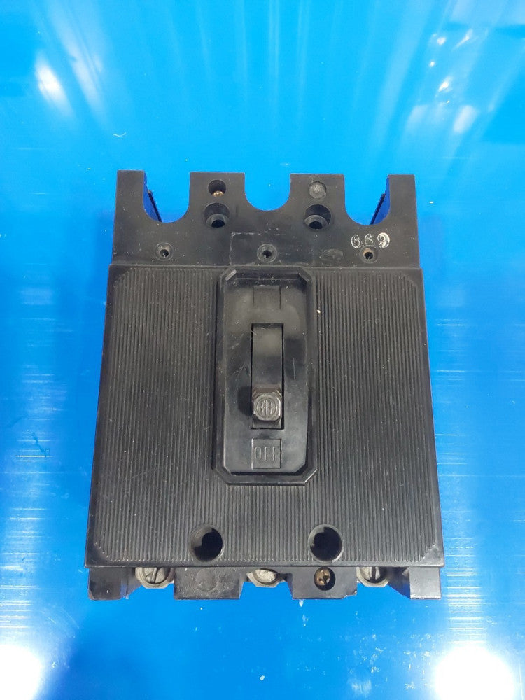 ITE EH3B070 70 AMP 3 POLE 480V CIRCUIT BREAKER