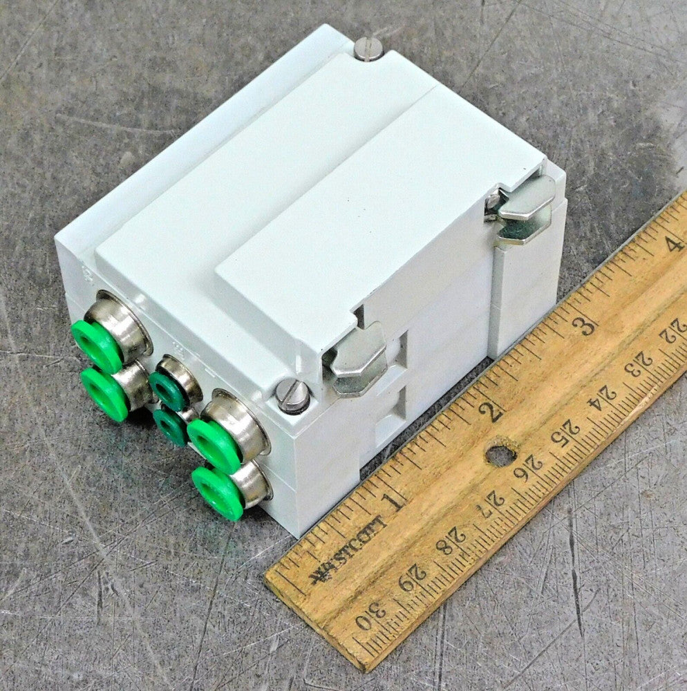 Numatics 239-1067 End Plate Kit 1/4 in. Push-In Connections