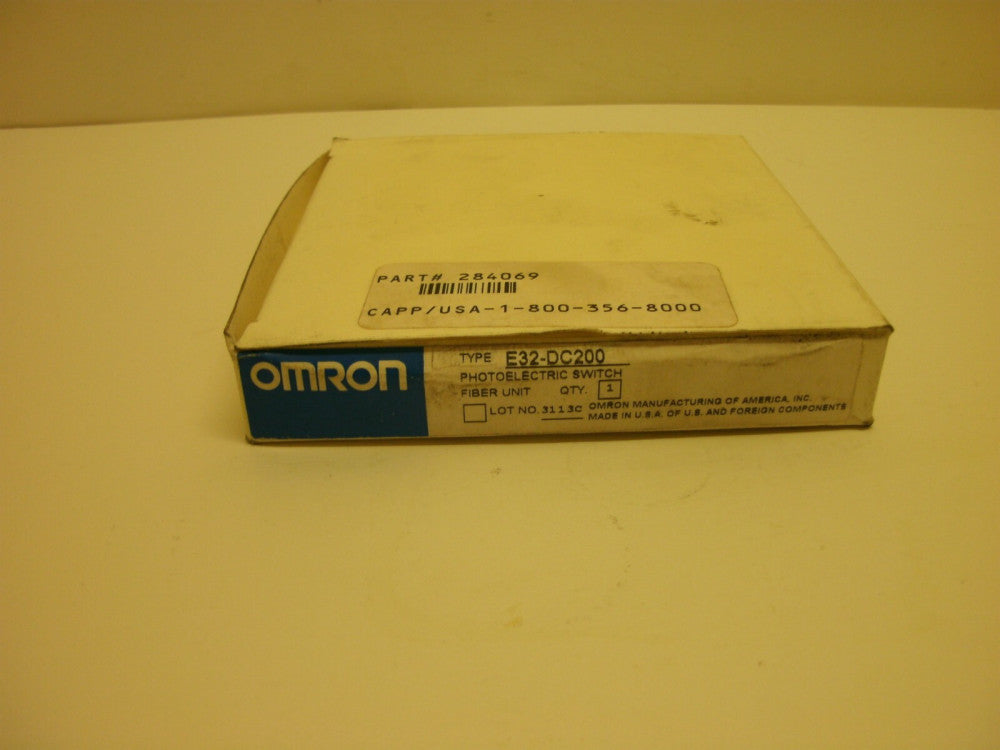 OMRON E32-DC200 PHOTOELECTRIC SWITCH M6 30 MM SENSING DISTANCE NEW IN BOX
