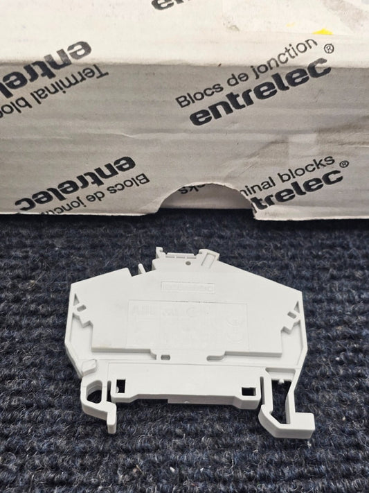 (QTY 50) ENTRELEC 1SNA399068R1700: D2.5/5.I.3L Terminal Blocks 600V / 15A 14 AWG