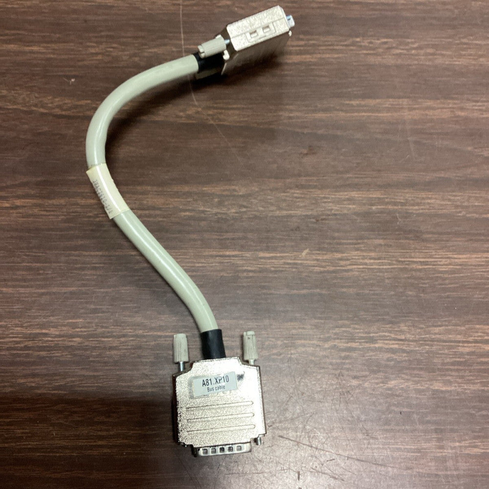 A81.XP10 / A82.XS11 Bus Cable F05