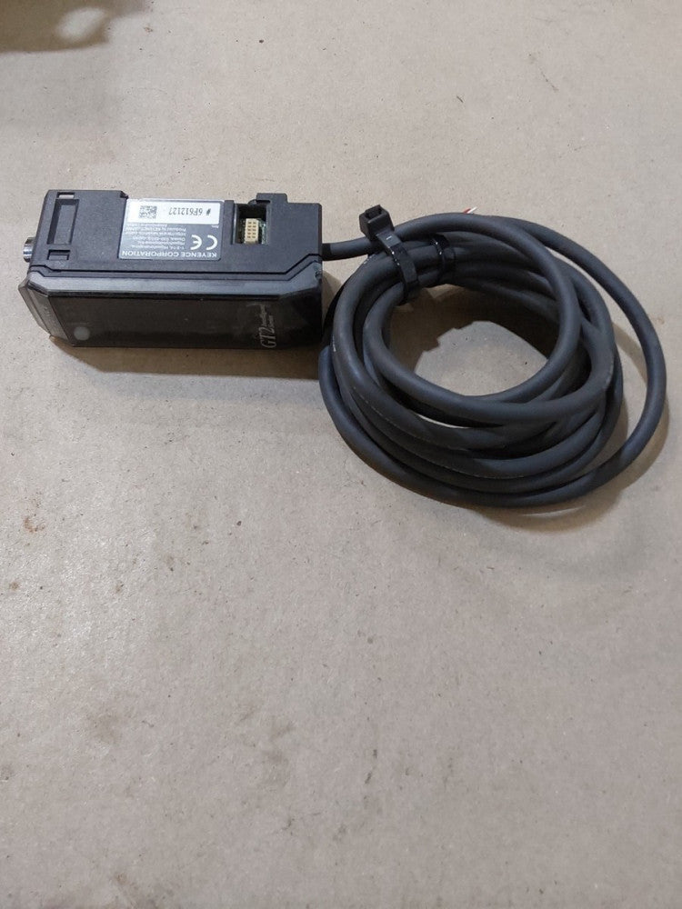Keyence GT2-71P Intelligent High-Accuracy Digital Contact Sensor.