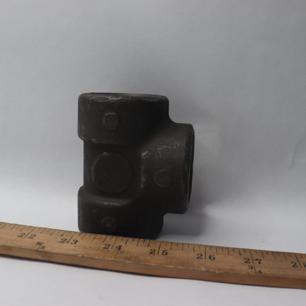 Tee 2000# Forged Carbon Steel 1-1/4" NPT Threaded