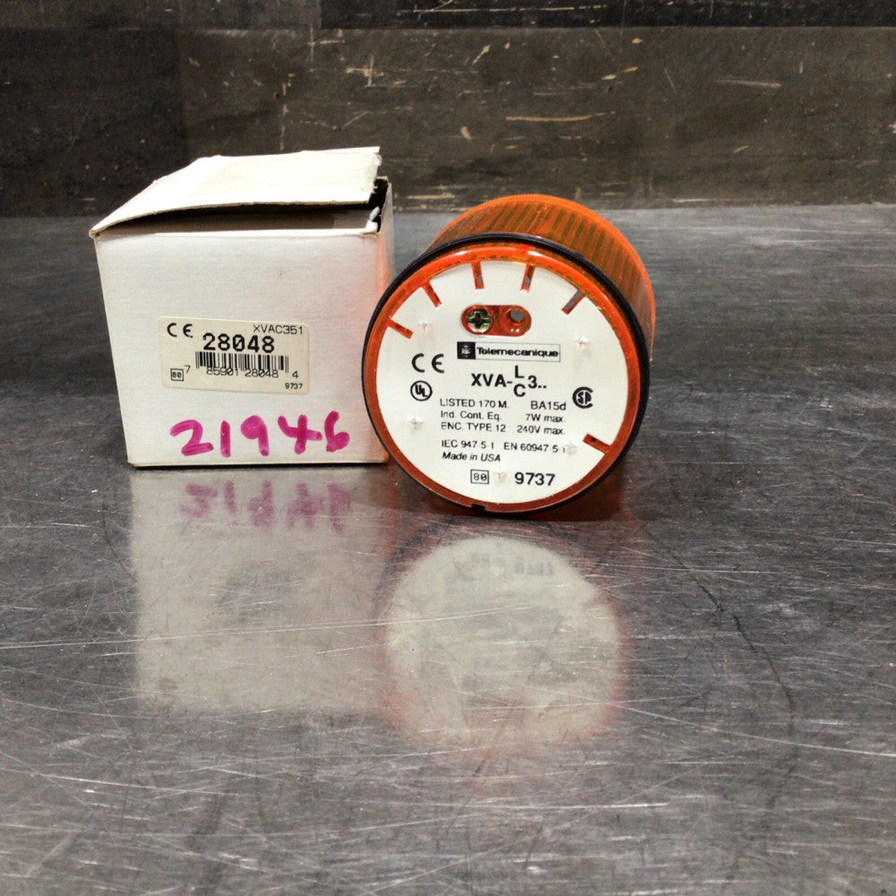 Telemecanique XVAC351 28048 Stack Light Lens NOS