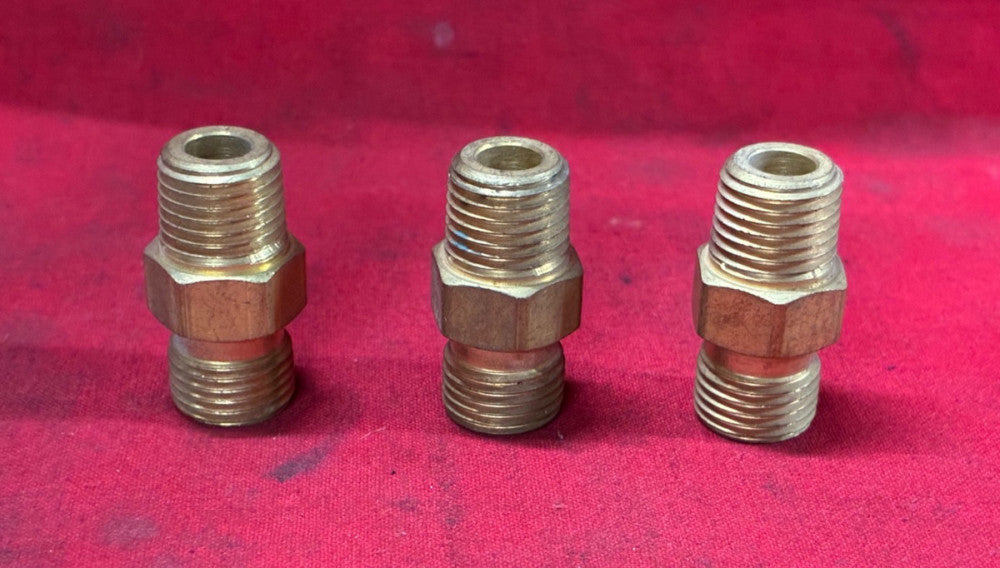 UNBRANDED HEX NIPPLE PIPE FITTINGS 1/4"MNPT LENGTH: 1-1/4" HEX: 5/8" (LOT OF 3)