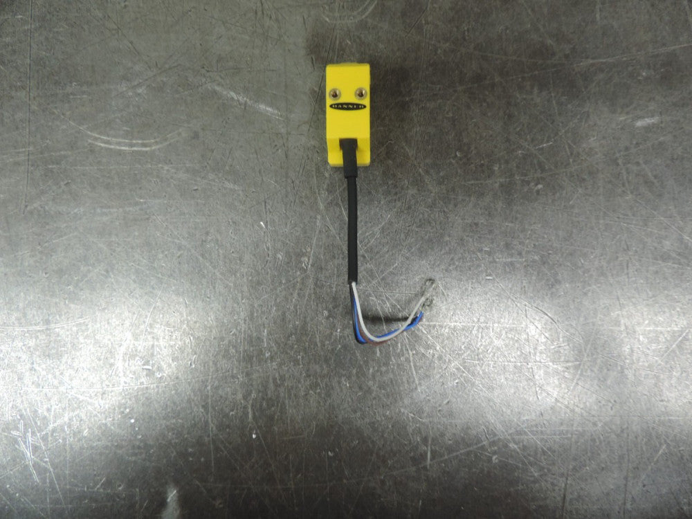 Banner QS18VP6AF100Q Photoelectric Switch Sensor