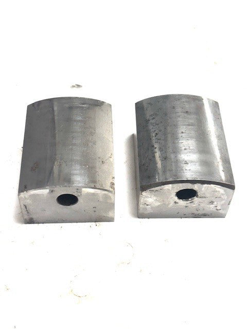 3-1/2" MACHINE BLOCKS HOLE DIA: 5/8" LOT OF 2