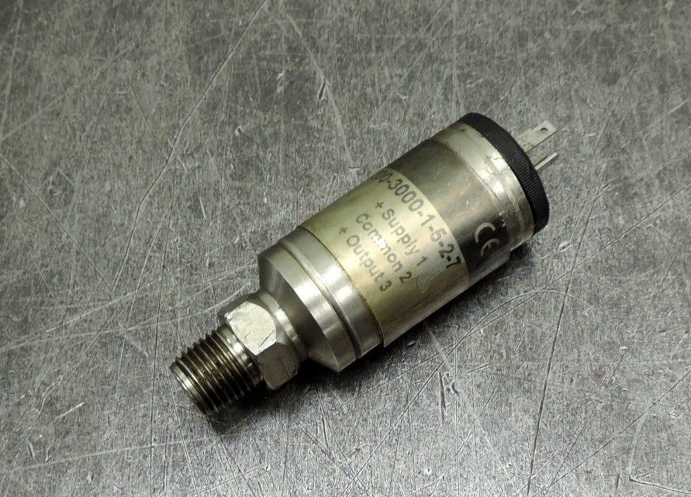 NOSHOK 200-3000-1-5-2-7  Zinc Plated Steel Pressure Switch 200 Series 3000 PSI