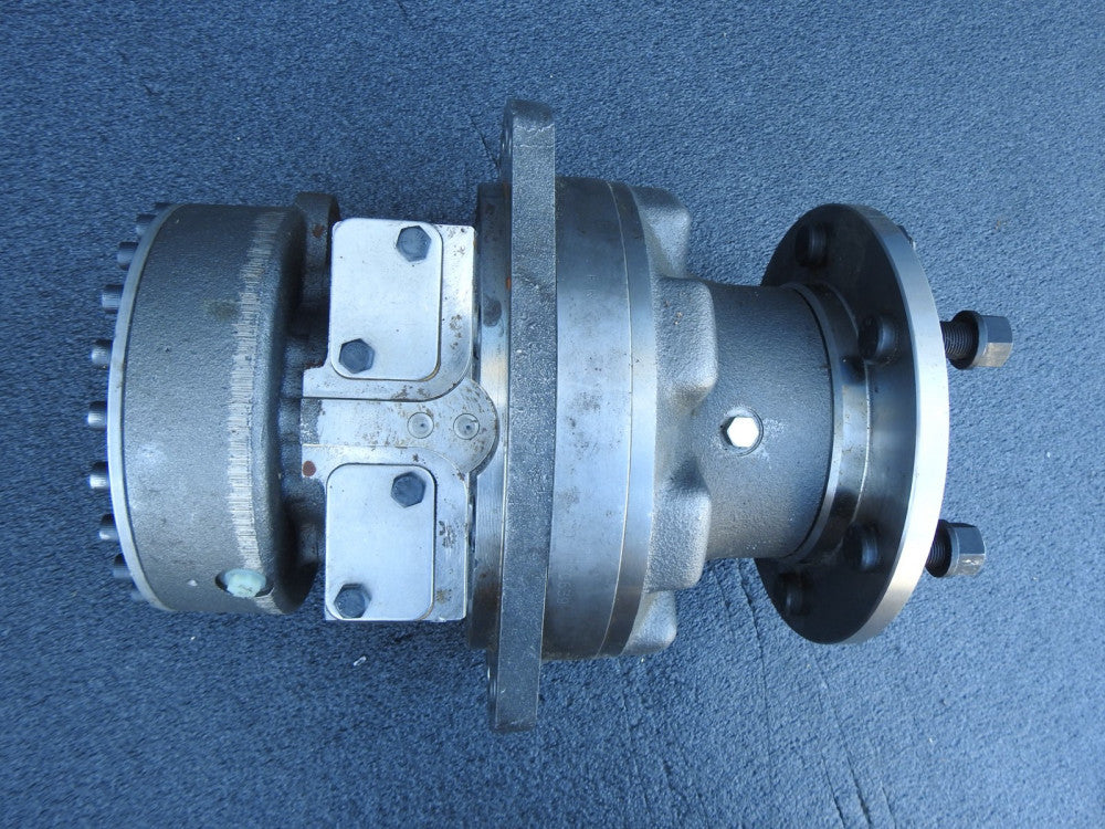 GENUINE Bobcat 7401920 Hydrostatic Drive Motor for Track Loaders 7299300 OEM NEW