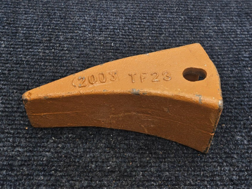TF23 Backhoe Bucket Tooth 2003