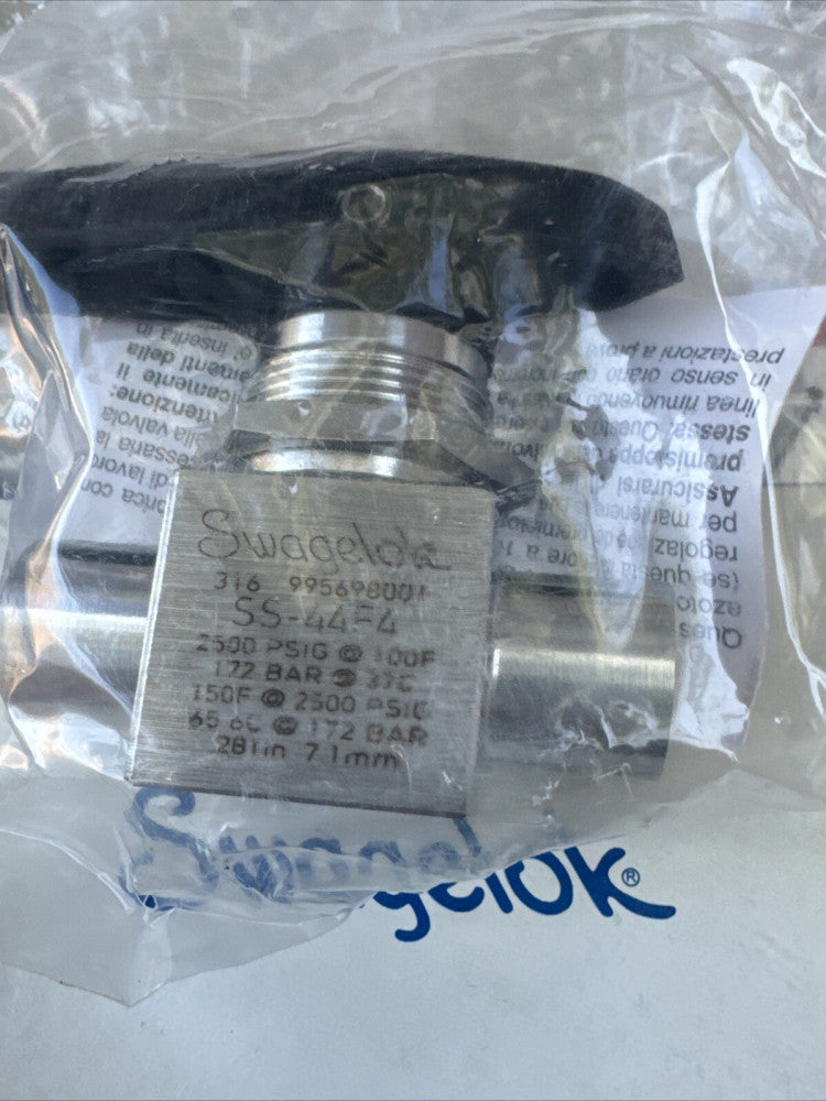 Swagelok SS-44F4 316 Stainless Steel Housing 1-Piece 40 Series 1/4” Ball Valve