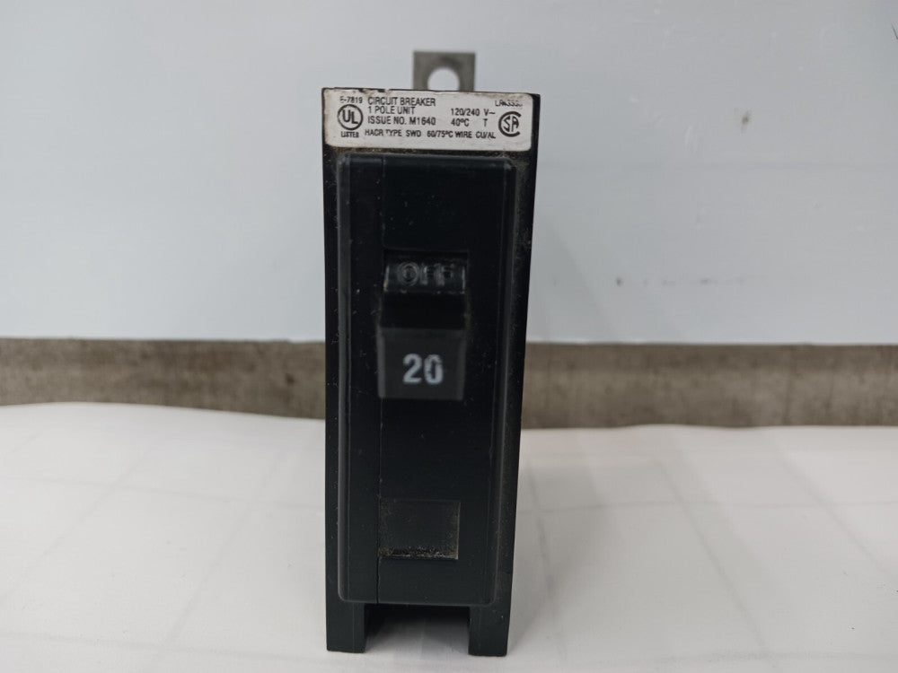CUTLER HAMMER 20 AMP CIRCUIT BREAKER 1 POLE 120/240 VAC QBHW1020