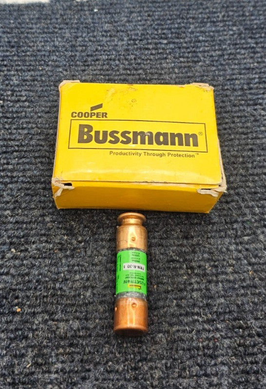 (10 PIECES) Eaton Bussmann FRN-R-30 Dual-Element Time Delay Class RK5 Fuses