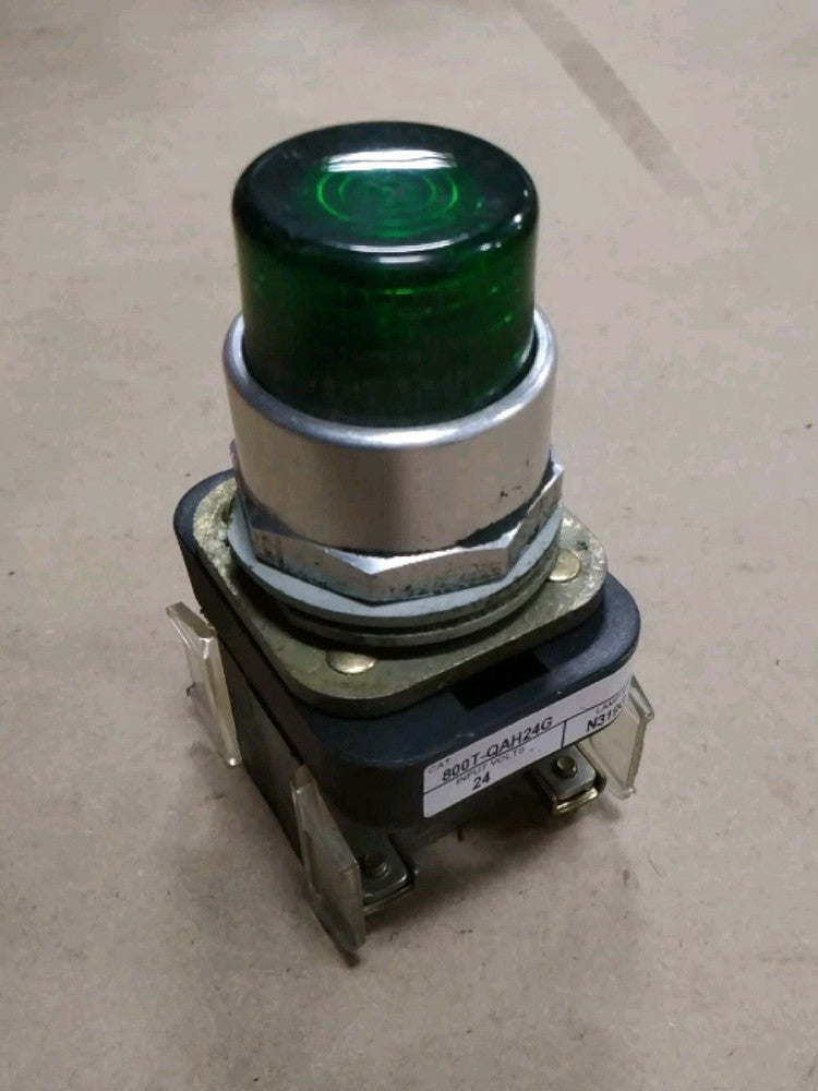 Allen-Bradley 800T-QAH24G SER T Green Momentary Push Button F41