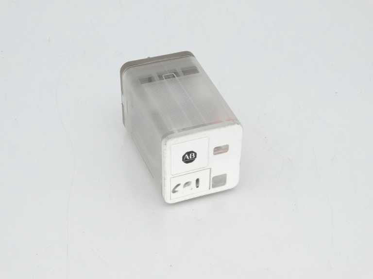 ALLEN BRADLEY 700-HA33A1 SERIES C RELAY