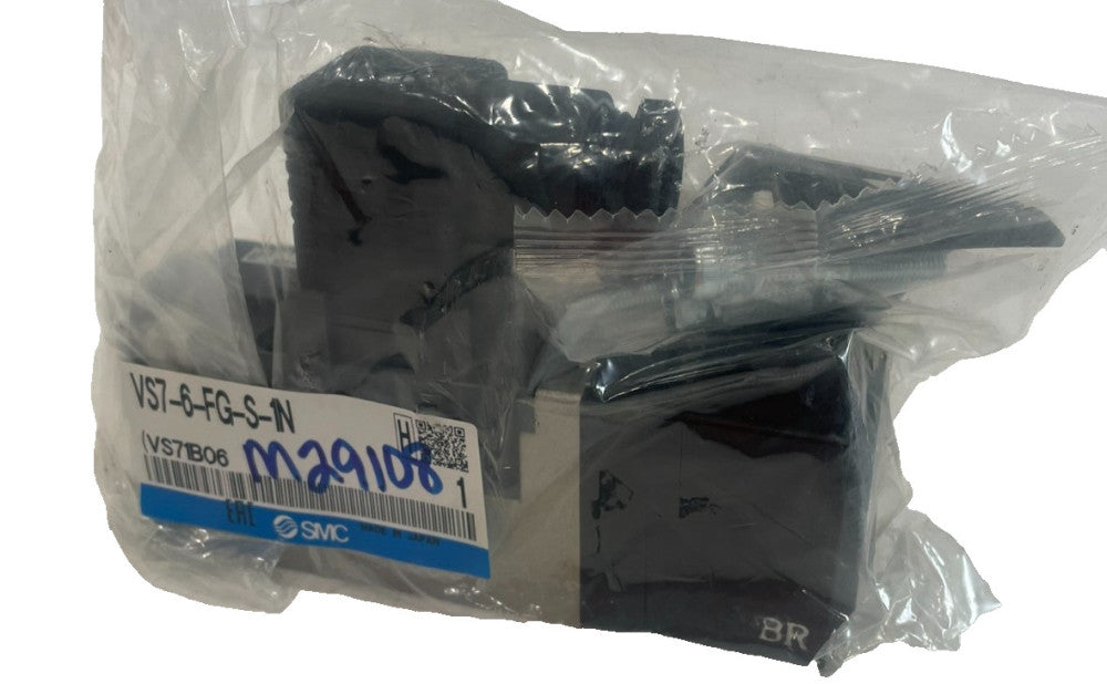 NEW SMC VS7-6-FG-S-1N SOLENOID VALVE VS76FGS1N