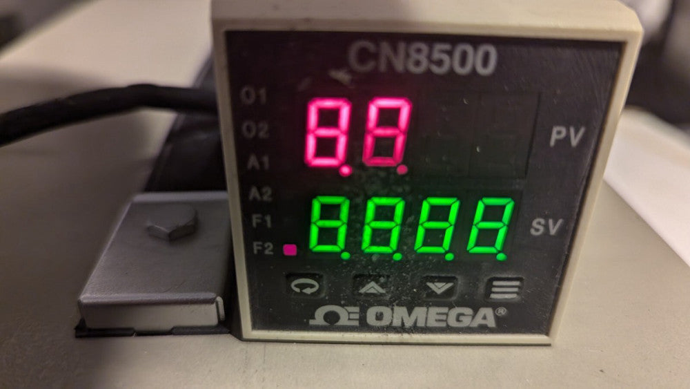 OMEGA CN8500 TEMPERATURE/PROCESS CONTROLLER