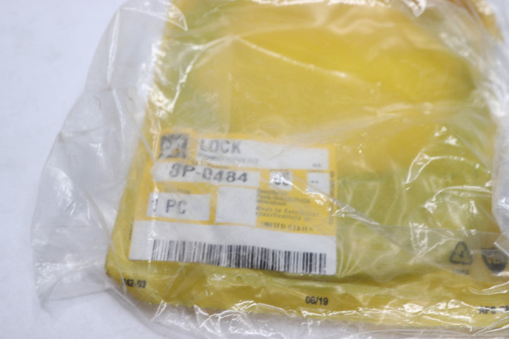 Caterpillar Lock 8P0484 