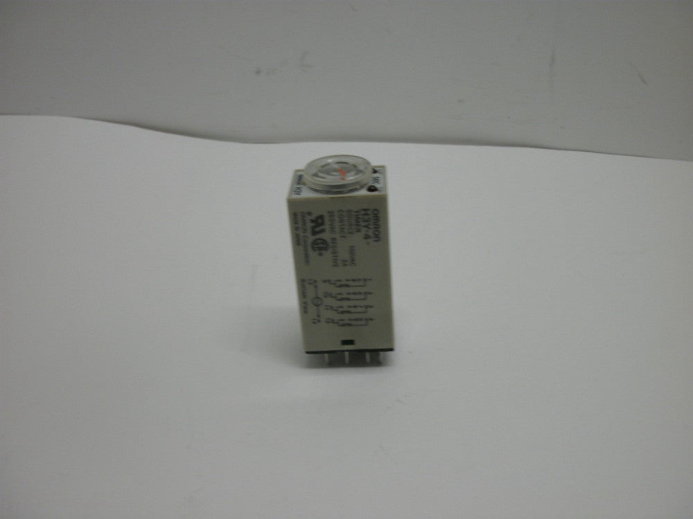 OMRON H3Y-4-AC100-120-5S MINIATURE TIMER 100VAC 3 AMP 14 BLADE
