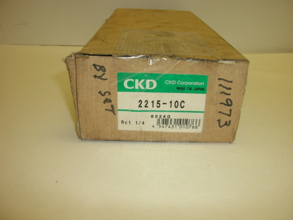 CKD 2215-10C SEPARATE TYPE REGULATOR WITH GAUGE RC 1-1/4" SUPPLY DIA NEW IN BOX