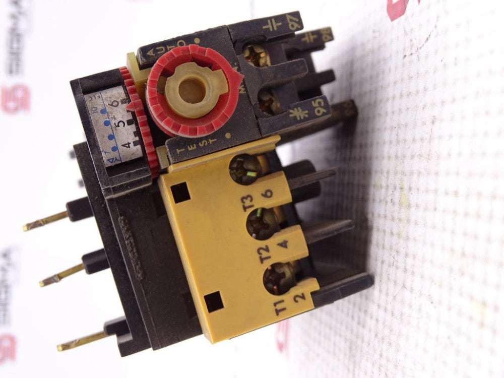 ALLEN BRADLEY 193-BSB60 SERIES A RELAY