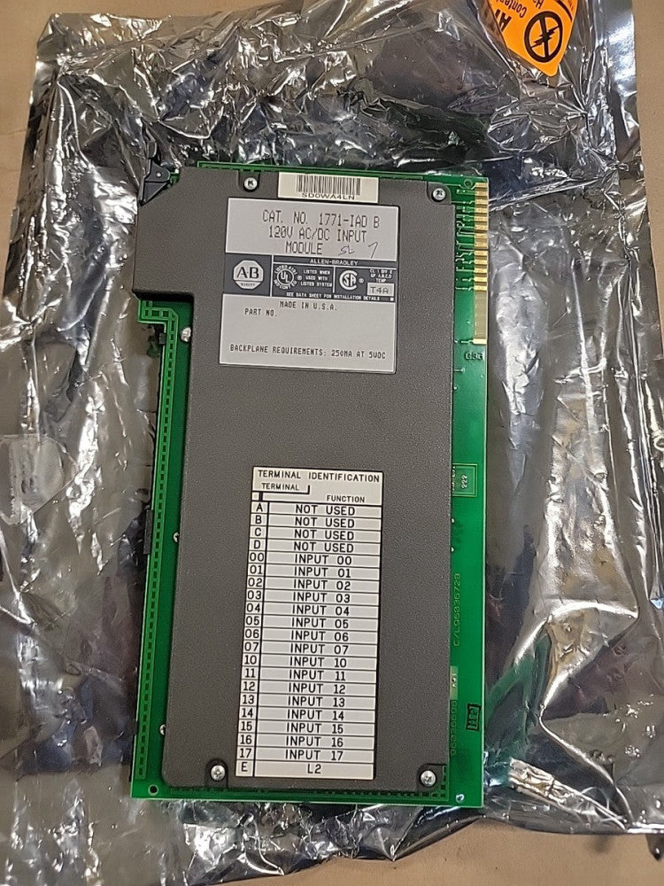 Allen Bradley 1771-IAD/B AC/DC Input Module 120V *NEW* 1771-IAD B Brand New
