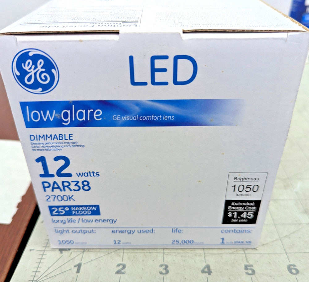 1050 Lumens Dimmable LED Narrow Floodlight Low Glare 25,000 Hour PAR38 [C8S2]