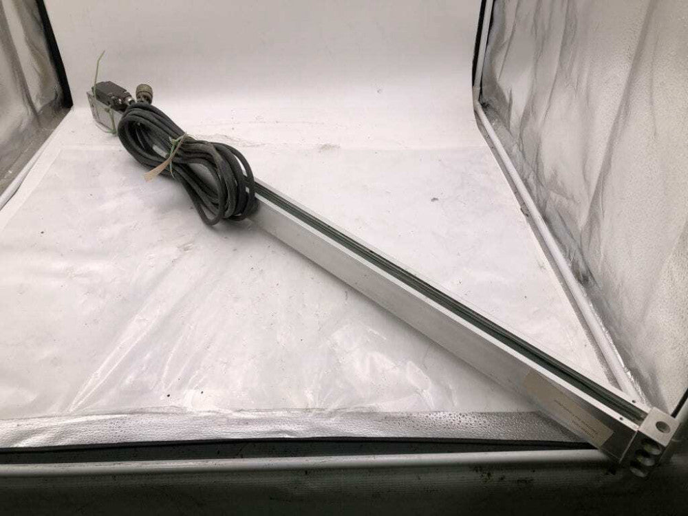 Heidenhain Corp. 403-050 LS 702 3-1/2ft X 1-1/2" Linear Actuator w/ 920mm Stroke