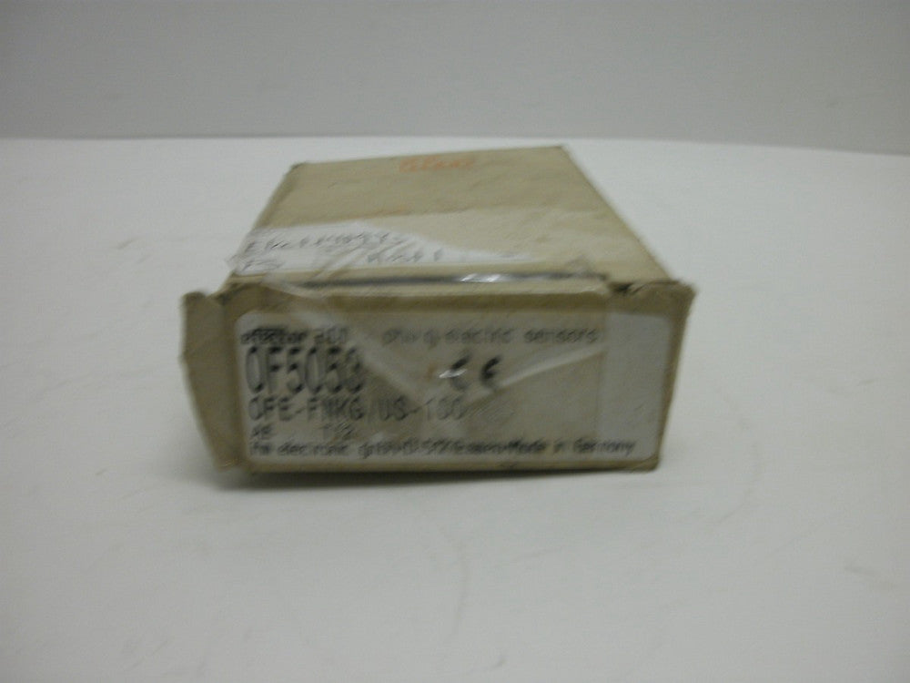 EFECTOR 200 0F5053 0FE-FNKG/US-100 PHOTO ELECTRIC SENSOR R:4m NEW IN BOX