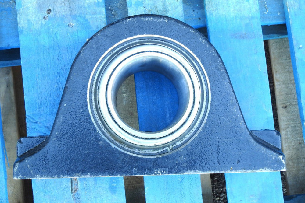 NEW Genuine Rexnord ZA2315 3-15/16" Solid Housing Pillow Block Roller Bearing
