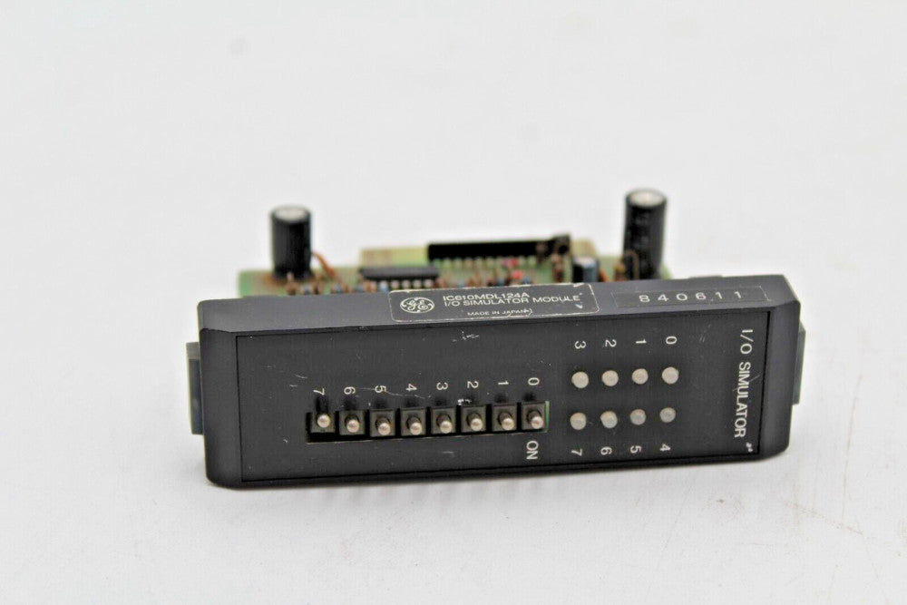 GE FANUC IC610MDL124A I/O SIMULATOR MODULE