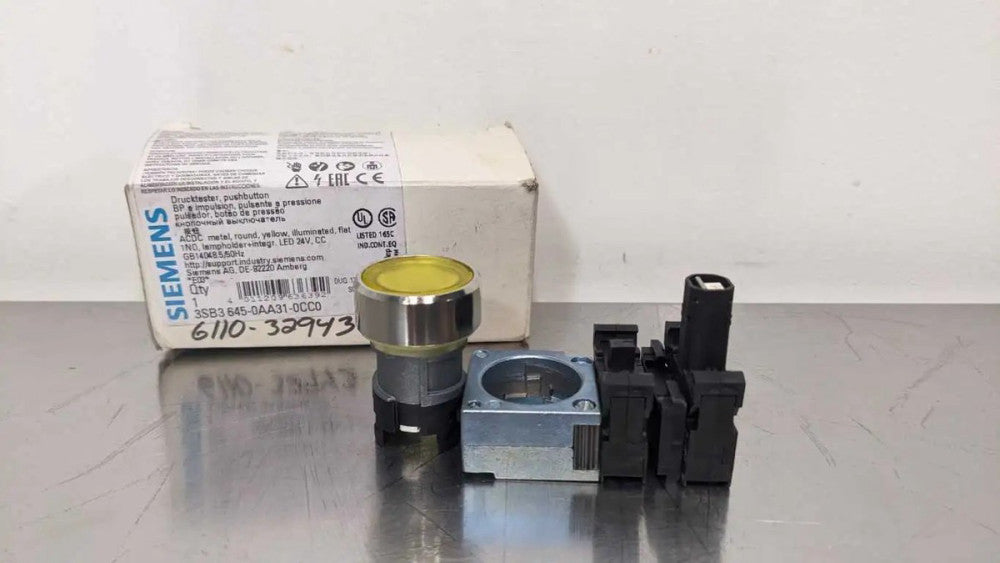 Siemens 3SB3 645-0AA31-0CC0 Illuminated Pushbutton 1NO Yellow ACDC Metal Roun...