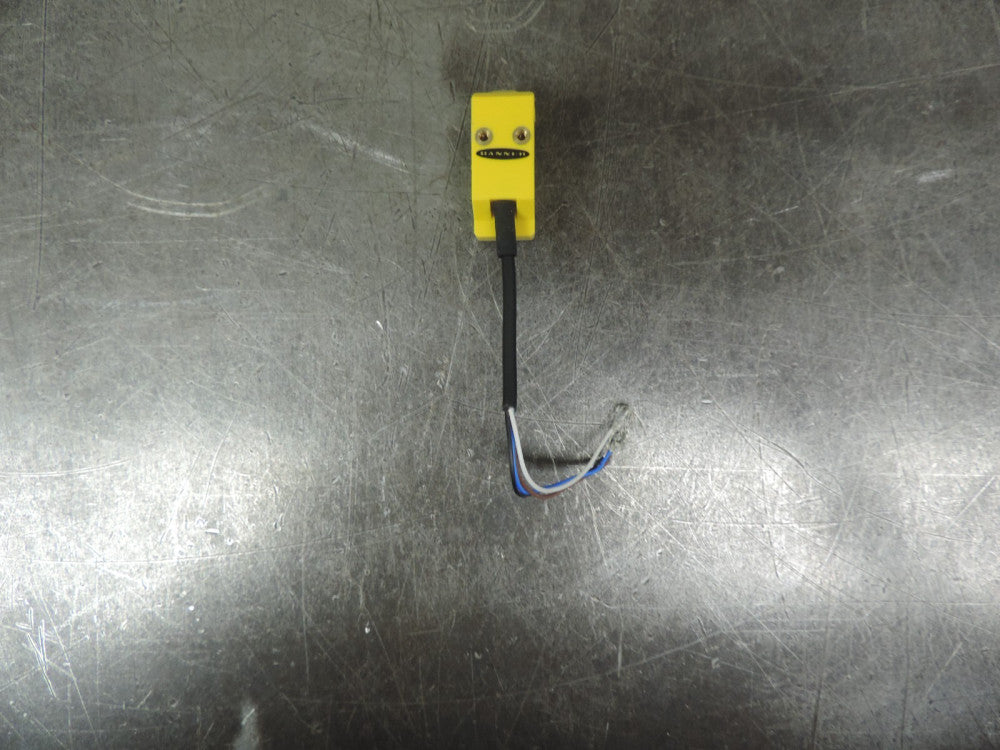 Banner QS18VP6AF100Q Photoelectric Switch Sensor