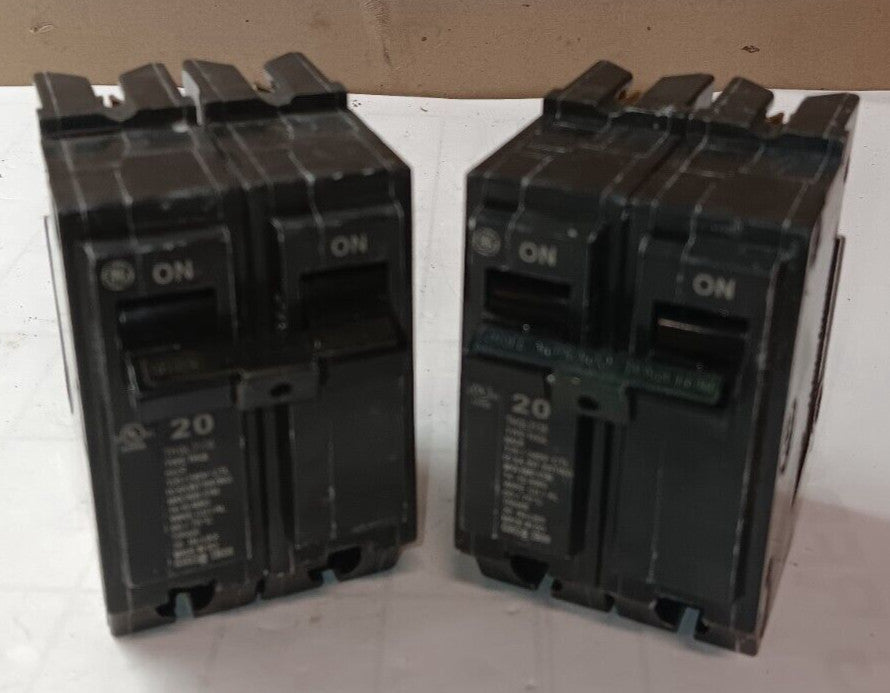 LOT OF 2) NEW GE THQL2120 20 AMP CIRCUIT BREAKER 2 POLE 120/240 VAC