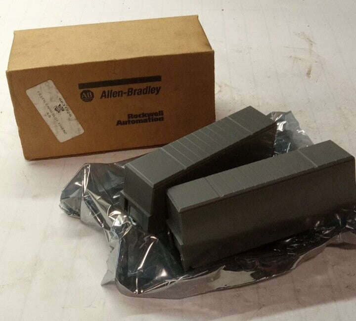 2) NEW ALLEN BRADLEY SLC 500 CARD SLOT FILLER 1746-N2 *BOX OF 2